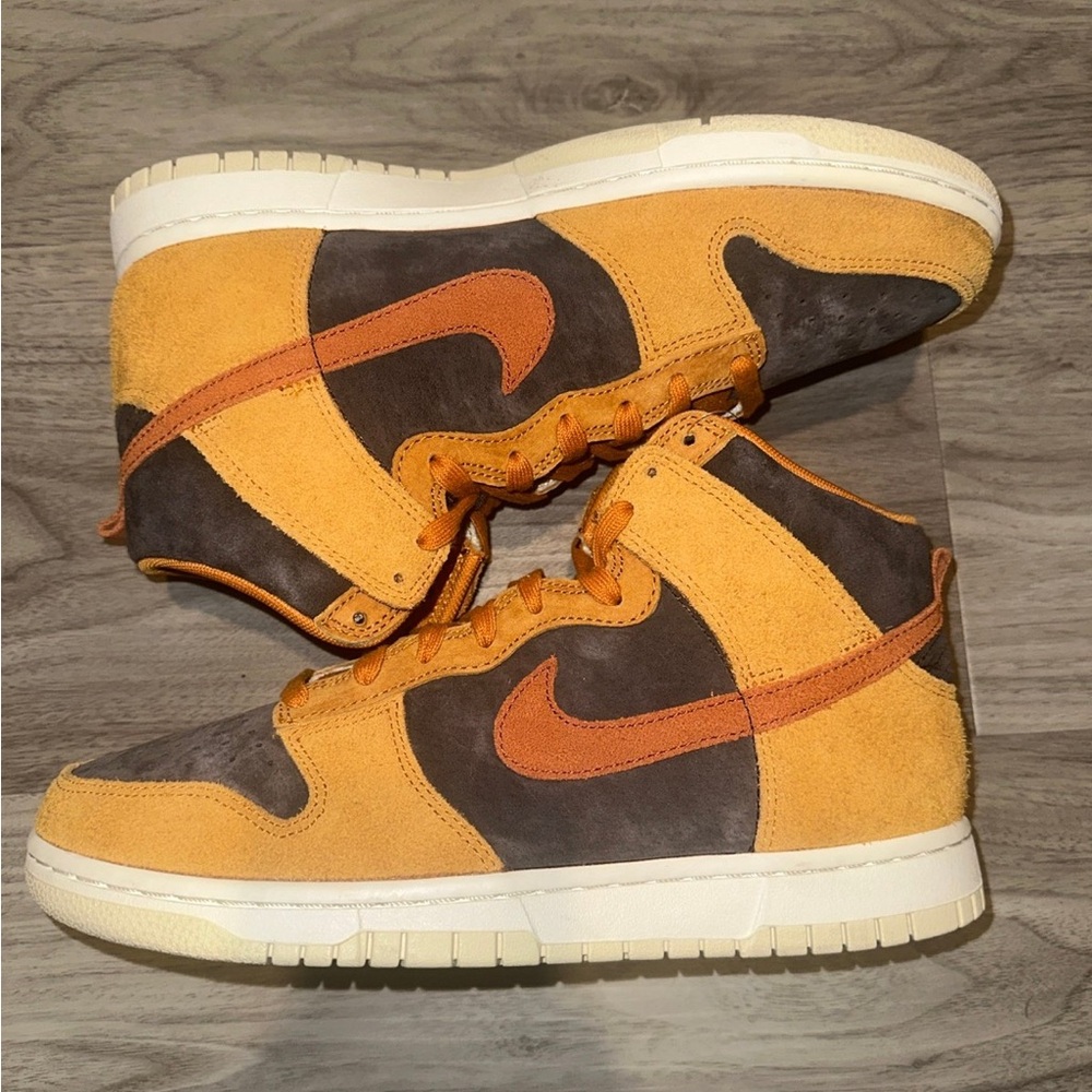 Nike Suede Dunk High
